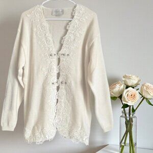 Vintage Lynn Yang Magnet Art Crochet Embellished Cardigan